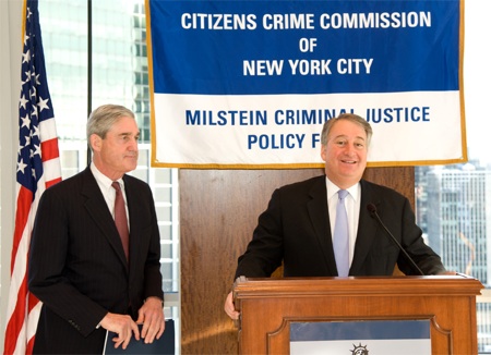 Howard Milstein introduces FBI Director Robert Mueller at the Citizens Crime Commission of New York.